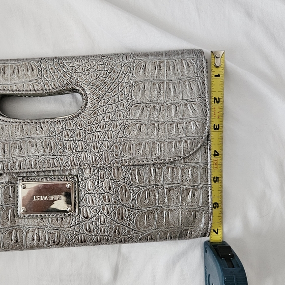 Nine West Clutch - Picture 5 of 5